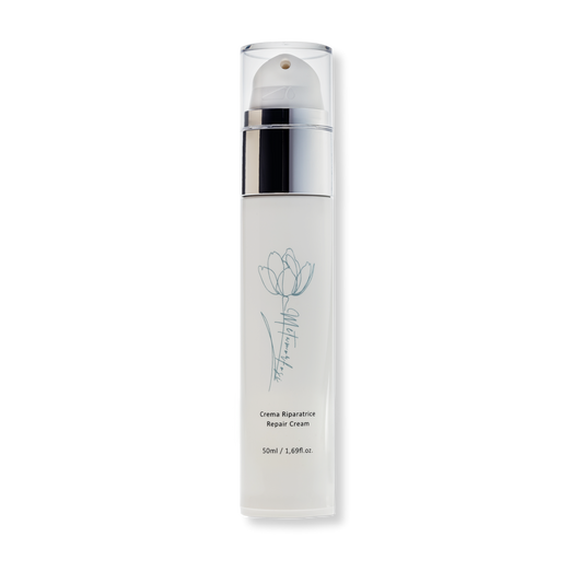 Metamorfosi Skincare Repair Cream in a 50ml airless bottle, designed to maintain the cream's freshness and effectiveness with advanced packaging.